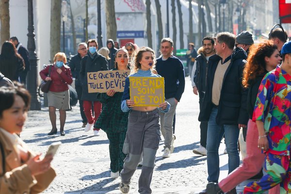 Perspectives économiques de la Biennale de Lyon : Impact sur le tourisme et la ville